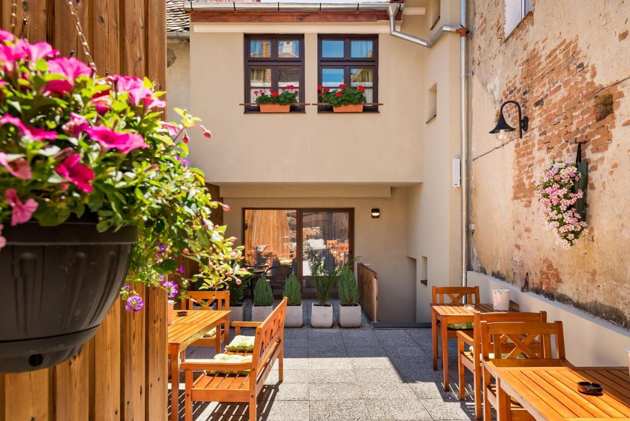 Aparthotel Blumenhaus Sibiu Exteriér fotografie